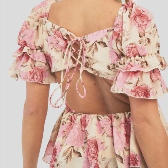 Boohoo Pink Floral Open-Back Blouse - Picture 1 of 6